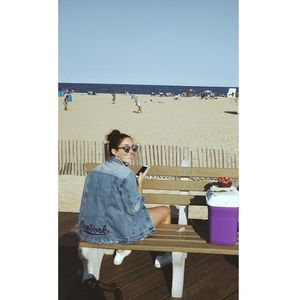 Meet your Posher, Lola